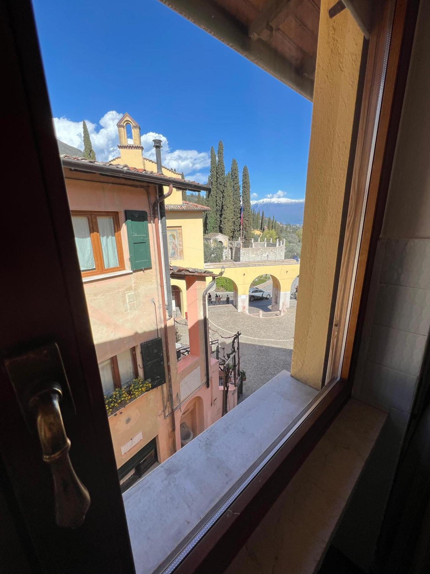 B&B Al Vittoriale Da Maja Gardone Riviera Exterior foto