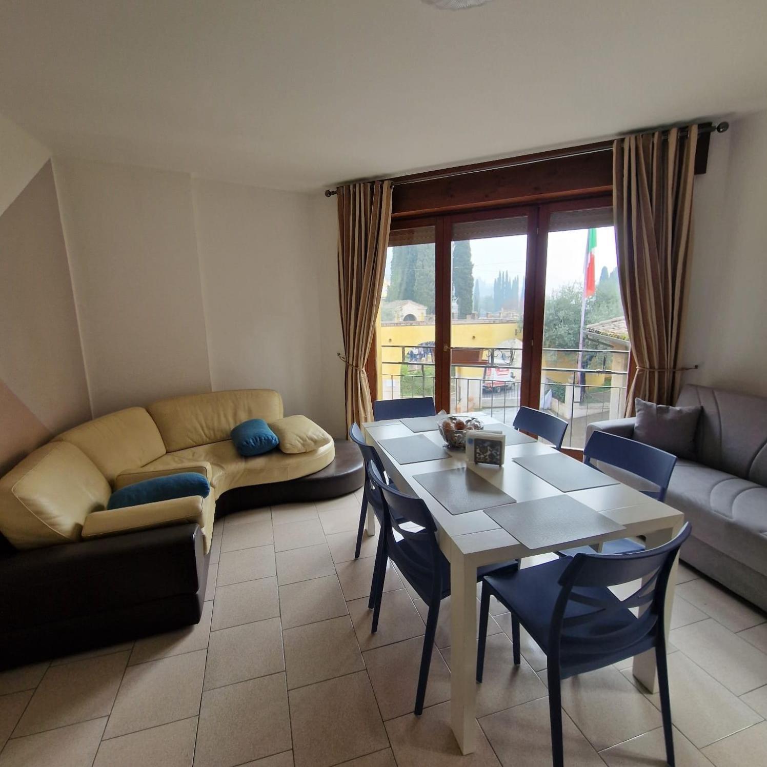 B&B Al Vittoriale Da Maja Gardone Riviera Exterior foto